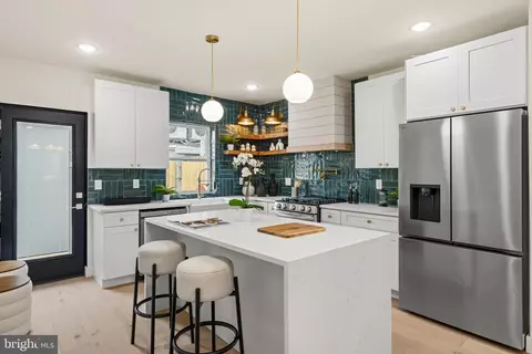 1530 N Lawrence St, Philadelphia, PA 19122