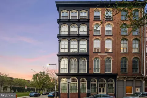 313 N 315 N 3rd St #5A, Philadelphia, PA 19106