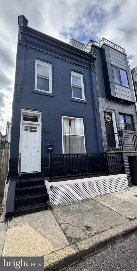 1718 N Dover St, Philadelphia, PA 19121