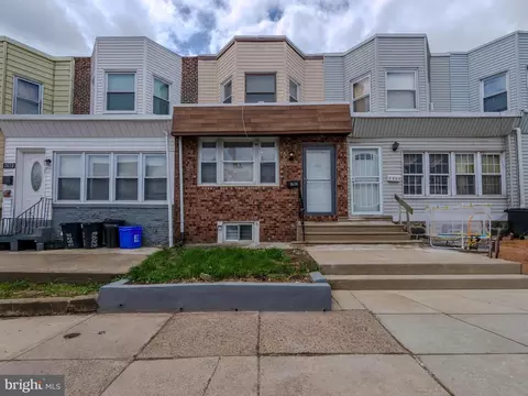 2620 Bonaffon St, Philadelphia, PA 19142