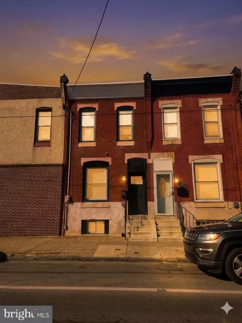 1921 Tasker St, Philadelphia, PA 19145
