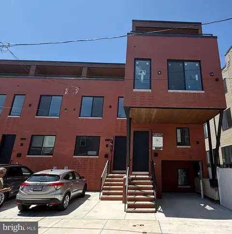 2507 Elkhart St, Philadelphia, PA 19134