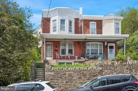 170 Shurs Ln, Philadelphia, PA 19127