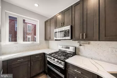 2045 Watkins St, Philadelphia, PA 19145