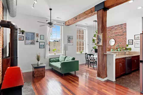12 S 16 S Letitia St #301, Philadelphia, PA 19106