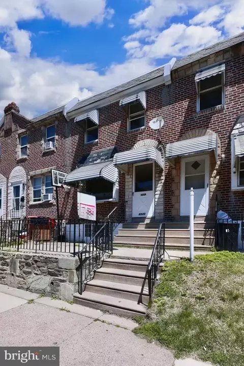 4325 Loring St, Philadelphia, PA 19136