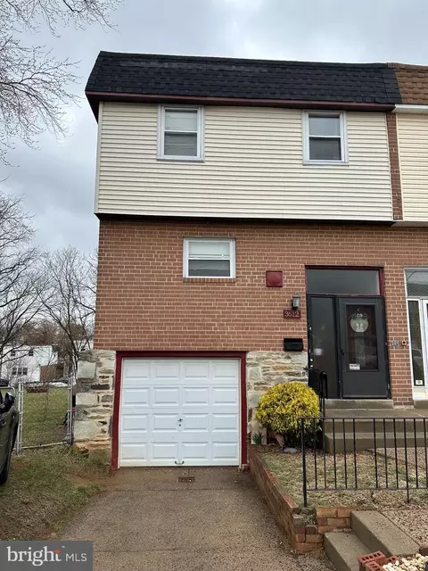 3612 Sussex Ln, Philadelphia, PA 19114