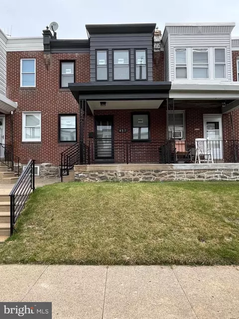 457 Robbins St, Philadelphia, PA 19111