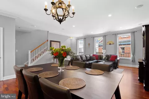 203 Captains Way, Philadelphia, PA 19146