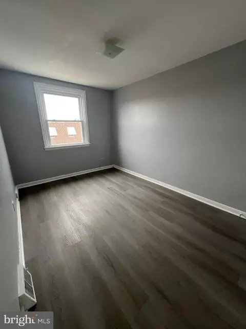 4242 K St, Philadelphia, PA 19124