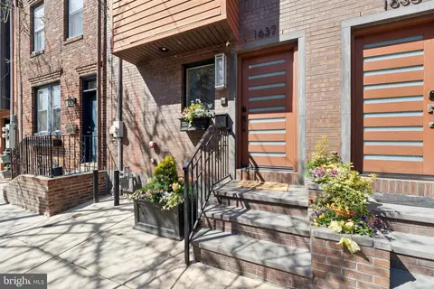 1637 37 Fitzwater St, Philadelphia, PA 19146