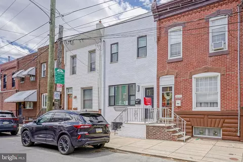 Undisclosed, Philadelphia, PA 19145