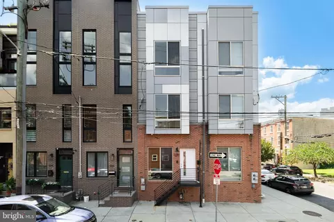 2040 E Susquehanna Ave, Philadelphia, PA 19125