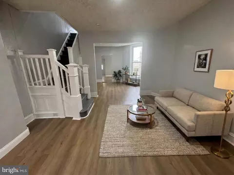 846 S Alden St, Philadelphia, PA 19143