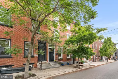 932 N Orianna St, Philadelphia, PA 19123