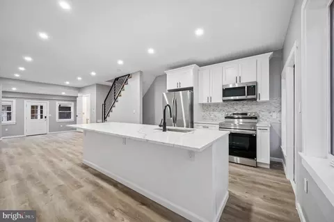 547 S Yewdall St, Philadelphia, PA 19143