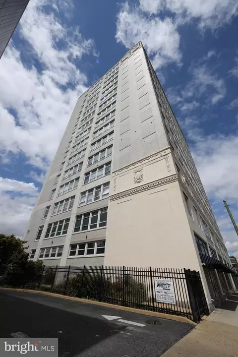 1100 00 Vine St #1105, Philadelphia, PA 19107