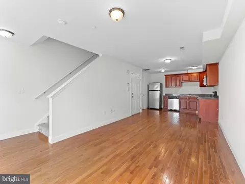 1910 N Gratz St, Philadelphia, PA 19121