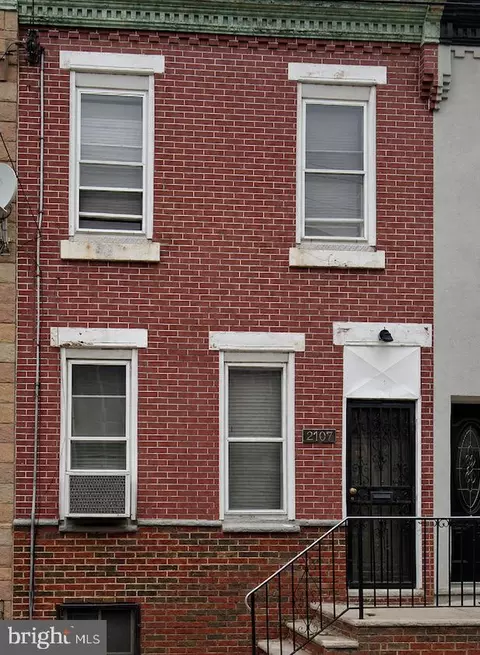 2107 Tasker St, Philadelphia, PA 19145