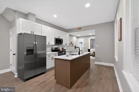 6111 Baynton St, Philadelphia, PA 19144