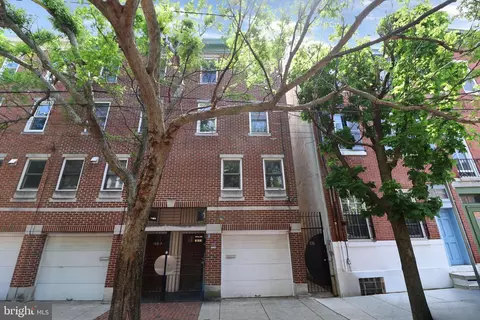 324 Queen St #B, Philadelphia, PA 19147