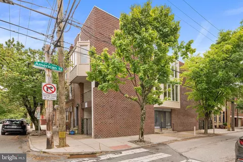 220 Bainbridge St, Philadelphia, PA 19147