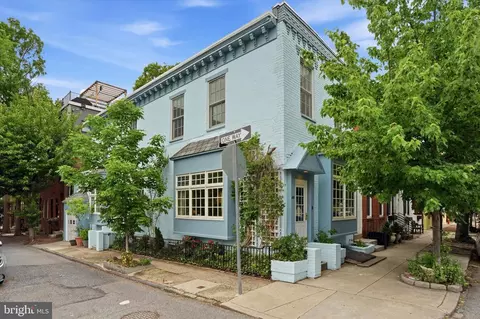 410 S 25th St, Philadelphia, PA 19146