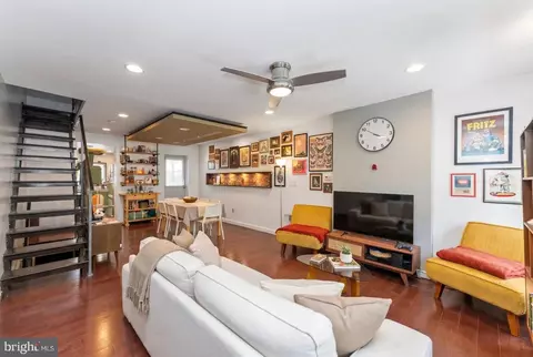 2658 Tulip St, Philadelphia, PA 19125