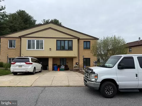 11710 Ferndale St, Philadelphia, PA 19116