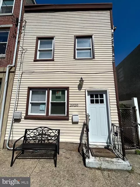 2020 Tulip St, Philadelphia, PA 19125