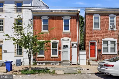 3915 Cresson St, Philadelphia, PA 19127