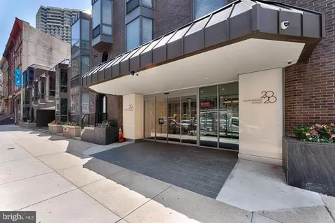 2020 Walnut St #12A, Philadelphia, PA 19103
