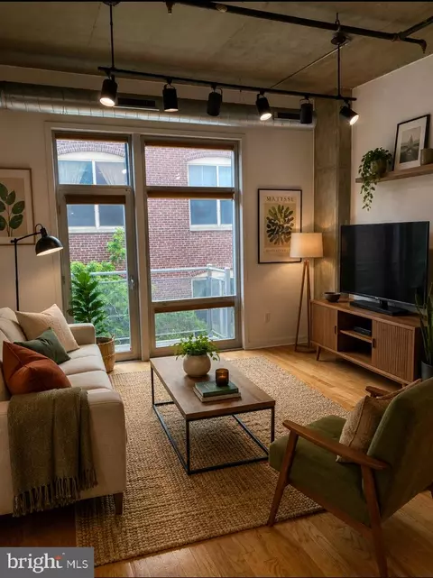 113 N Bread St #3F3, Philadelphia, PA 19106