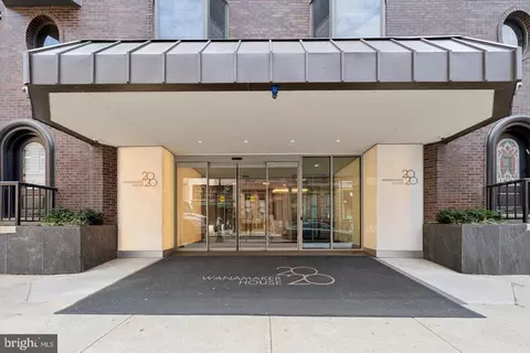 2018 32 Walnut St #6J, Philadelphia, PA 19103