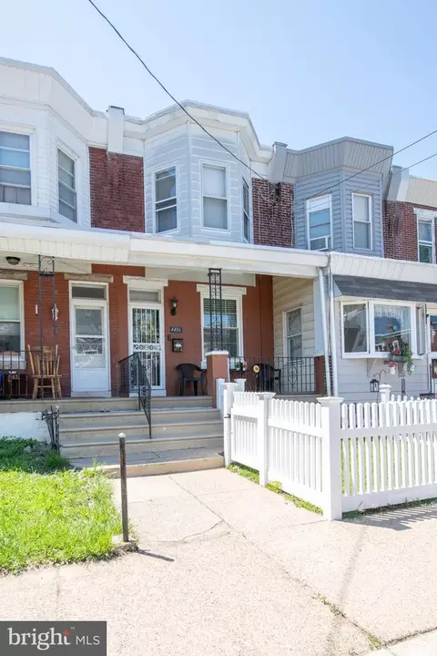 4406 Benner St, Philadelphia, PA 19135