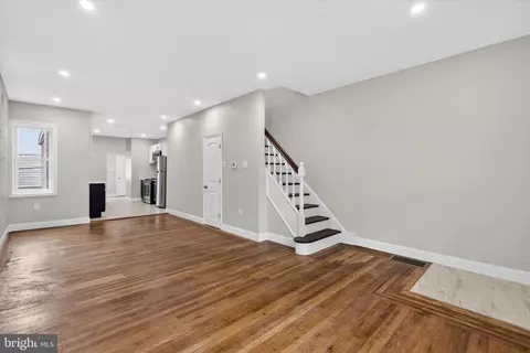 260 N Simpson St, Philadelphia, PA 19139