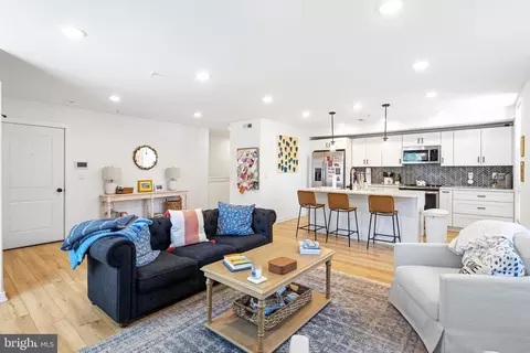 1206 N Orianna St #1, Philadelphia, PA 19122