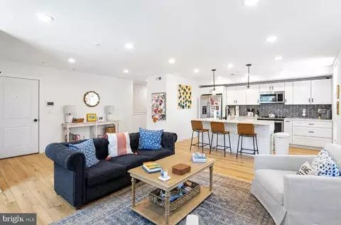 1206 N Orianna St #1, Philadelphia, PA 19122