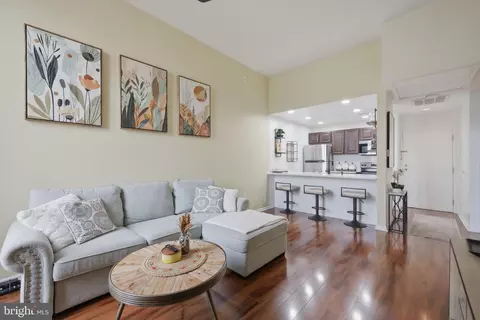 1601 Spring Garden St #313, Philadelphia, PA 19130
