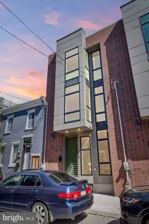 425 Watkins St, Philadelphia, PA 19148