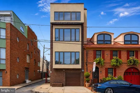 730 S Front St, Philadelphia, PA 19147