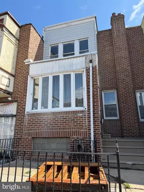 2903 00 Robbins St, Philadelphia, PA 19149