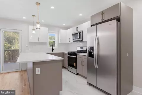 5859 Sylvester St, Philadelphia, PA 19149