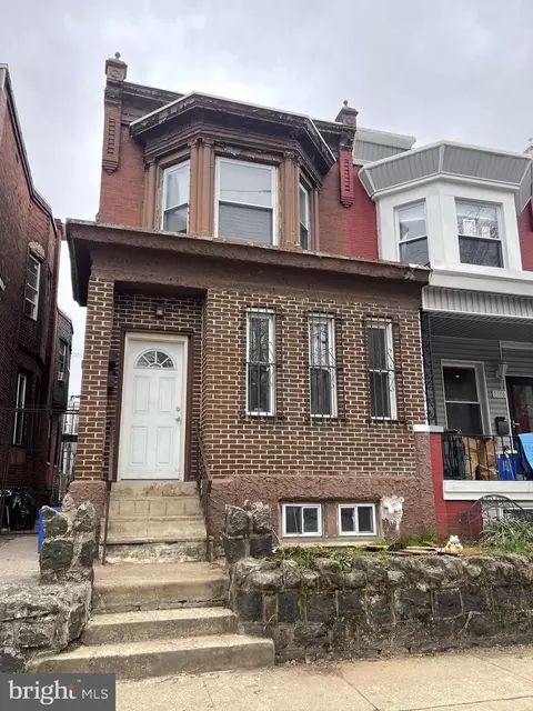 5304 Spruce St, Philadelphia, PA 19139