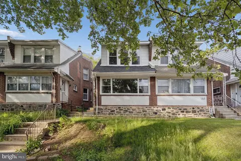 817 Passmore St, Philadelphia, PA 19111