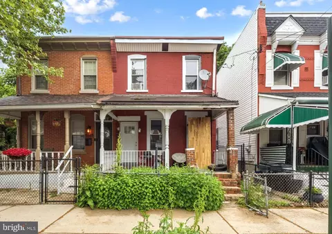 5663 Boyer St, Philadelphia, PA 19138