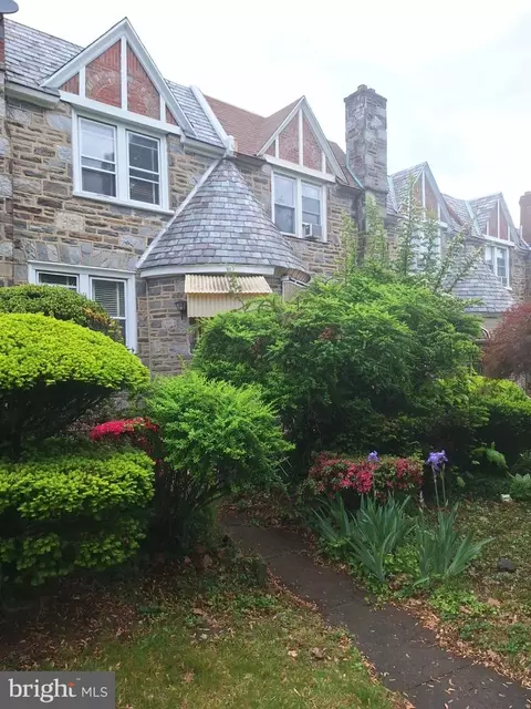 1815 W Chew St, Philadelphia, PA 19141