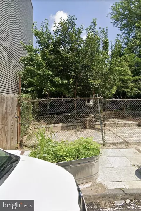 1909 E Harold St, Philadelphia, PA 19125