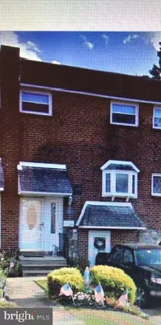 3560 Gloucester Ln, Philadelphia, PA 19114