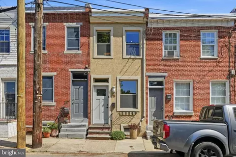 215 Earp St, Philadelphia, PA 19147